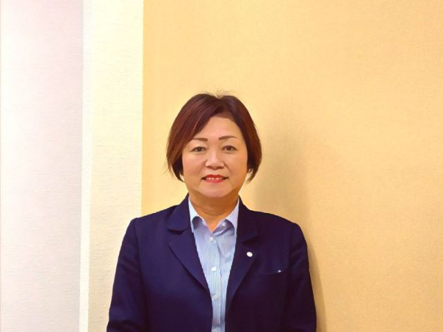 売買専担　上村