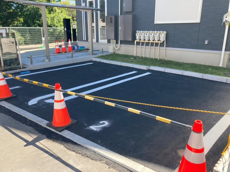 Luana Court C 駐車場