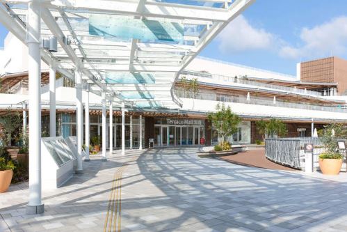 Luana Court C ショッピング施設