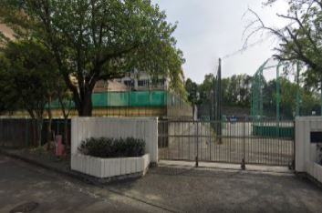 Luana Court C 中学校