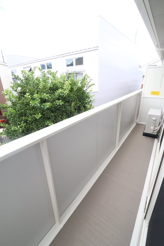 Luana Court C ベランダ